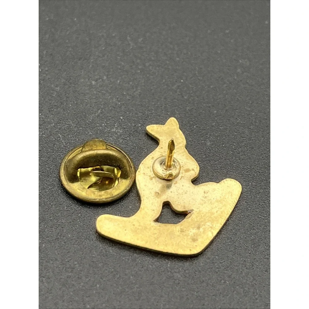 N/A pin has